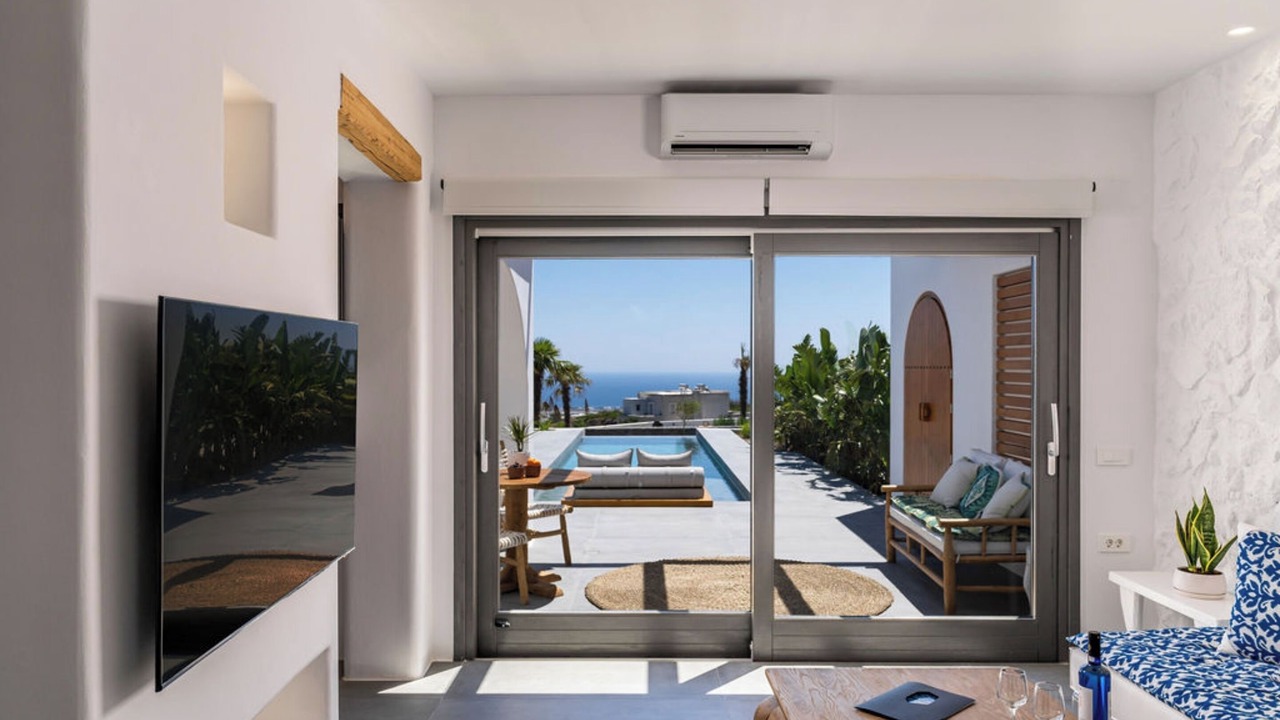 Photo of Outdoor in Fira