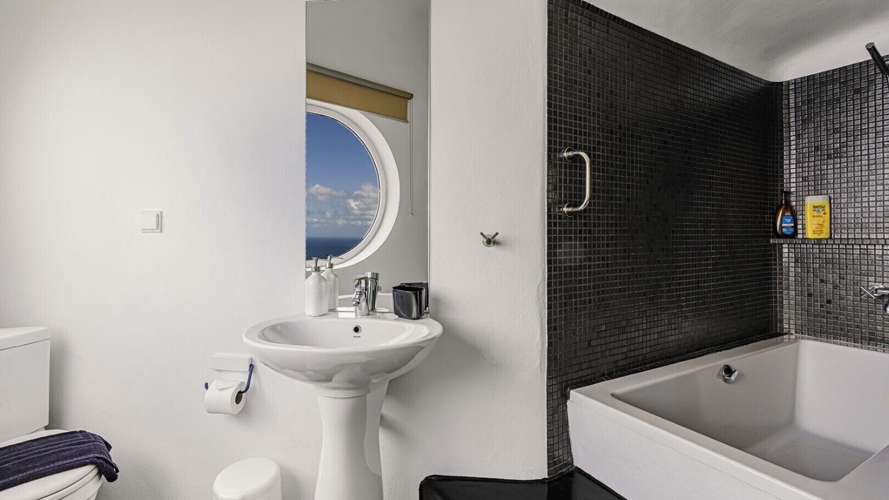Photo of Bathroom in Firostefani