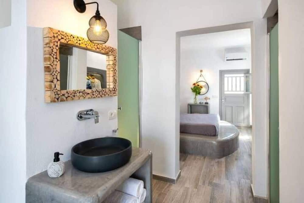 Photo of Bathroom in Finikia