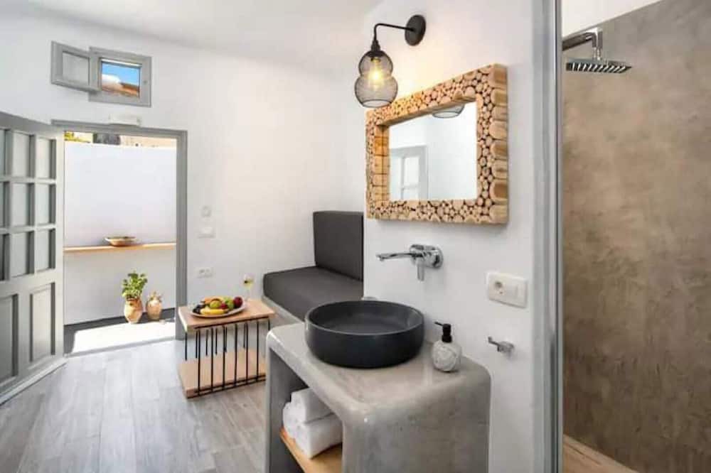 Photo of Bathroom in Finikia