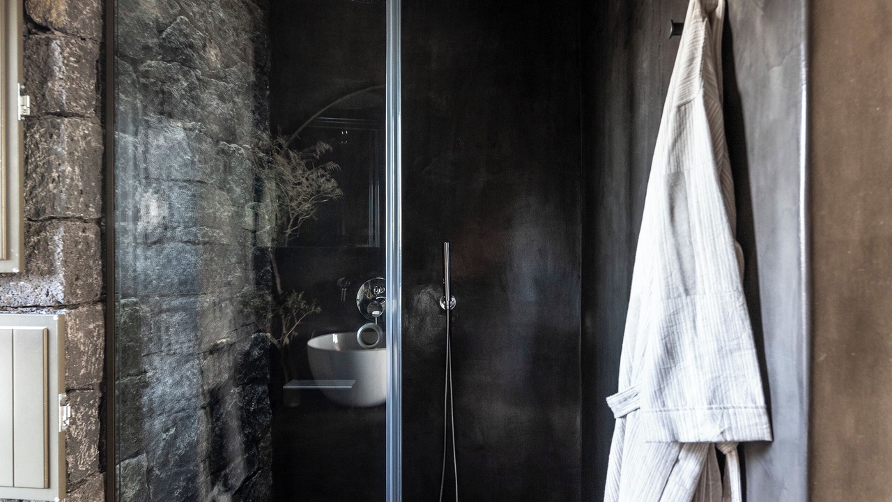 Photo of Bathroom in Akrotiri