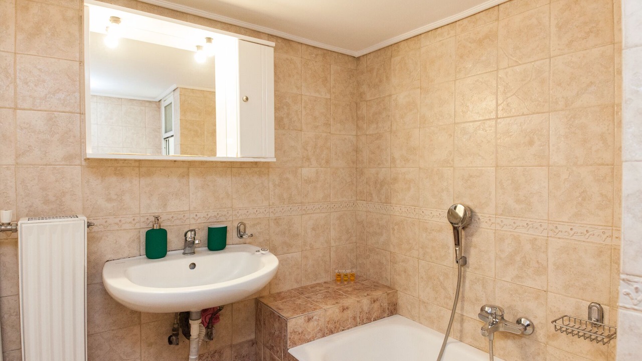 Photo of Bathroom in Pasalimani