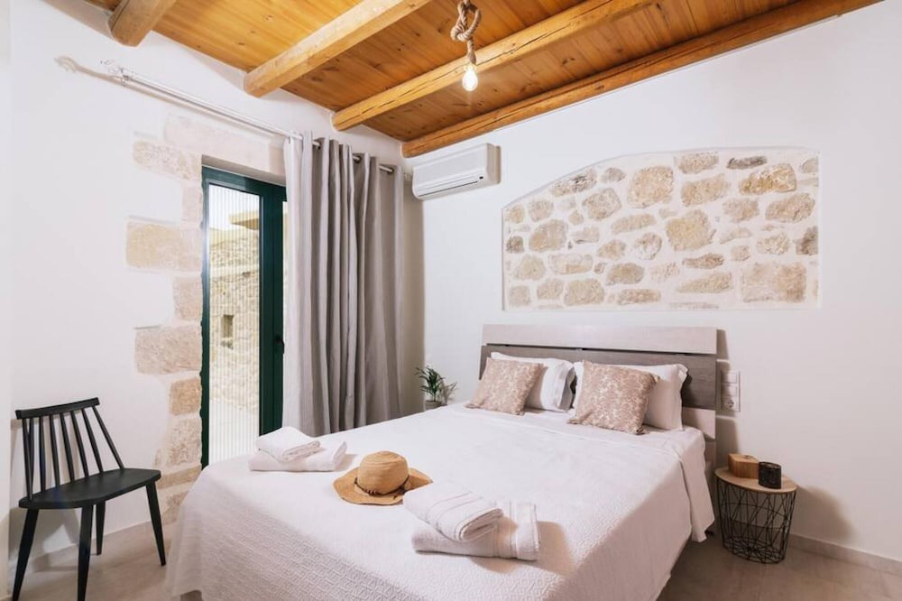 Photo of Bedroom in Petrokefalion