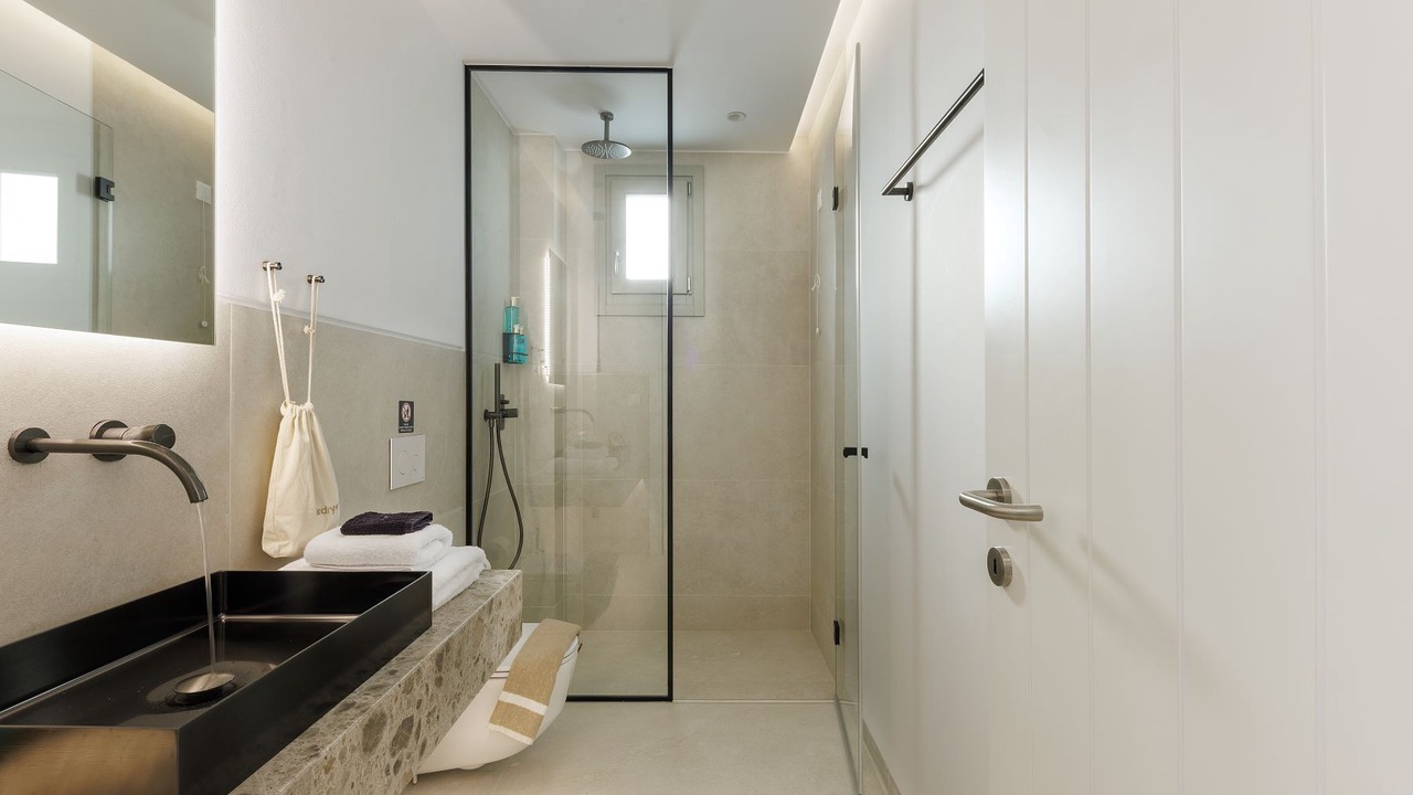 Photo of Bathroom in Psathi