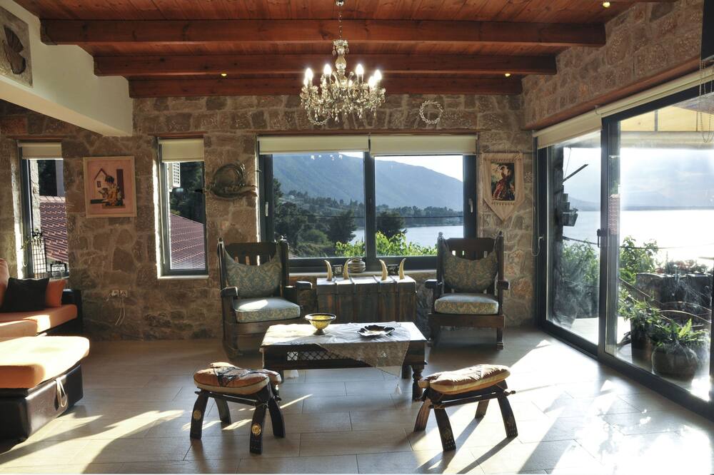 Photo of Livingroom in Molos-Agios Konstantinos