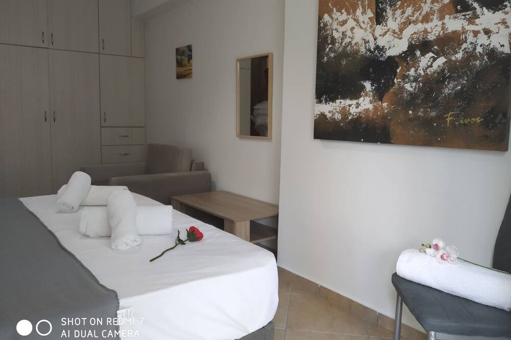 Photo of Bedroom in Nea Smirni