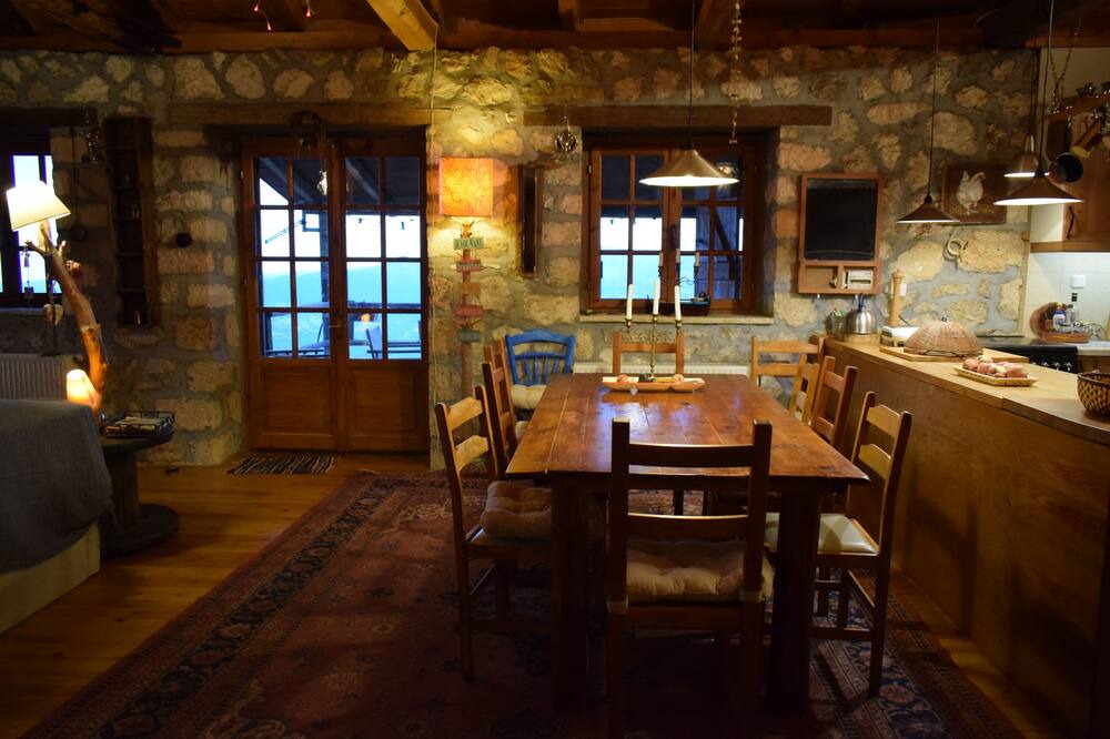 Photo of Kitchen in Synikia Mesi Trikalon