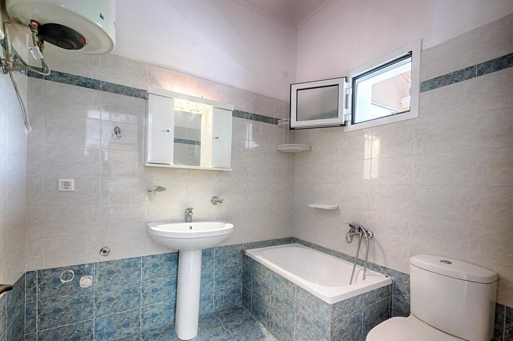Photo of Bathroom in Sinarades