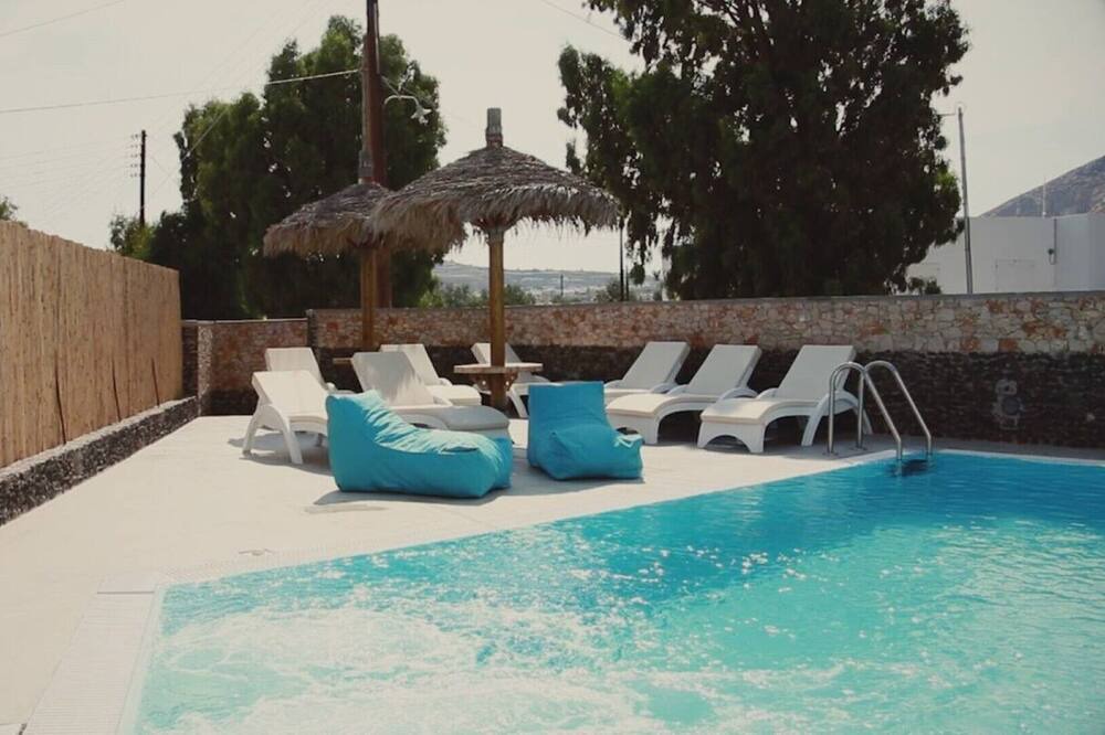 Photo of Outdoor in Perissa