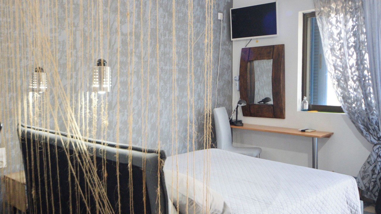 Photo of Bedroom in Mirties