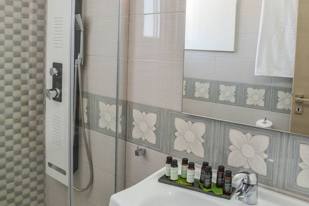 Photo of Bathroom in Milos