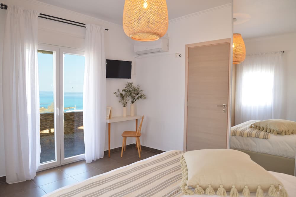 Photo of Bedroom in Milos