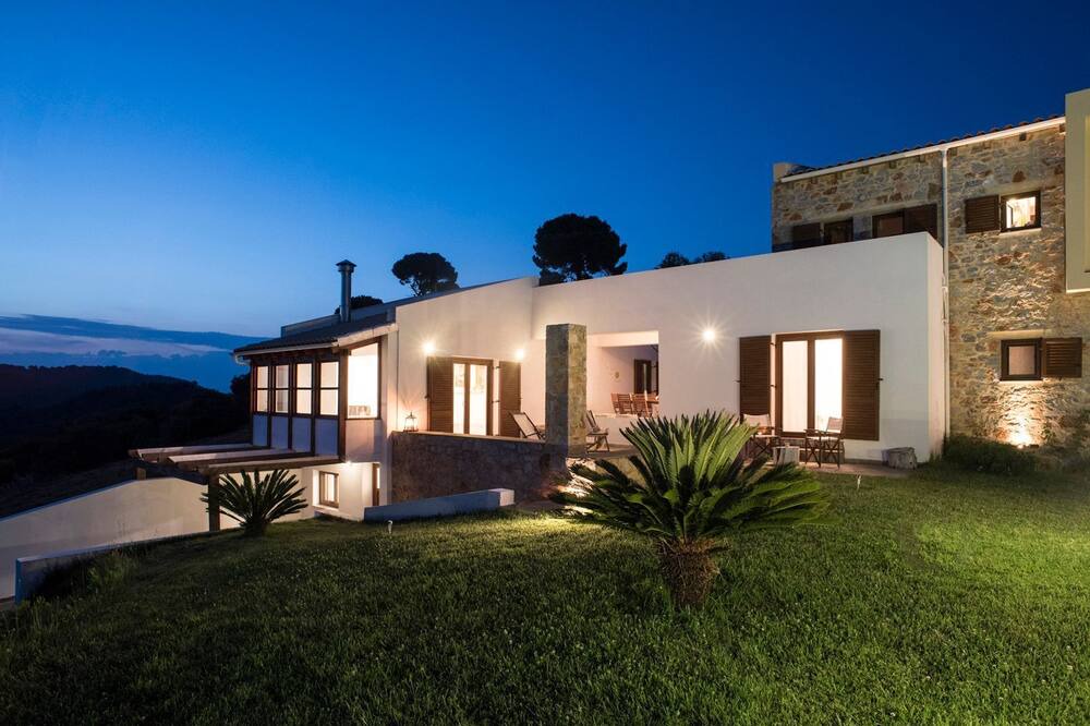 Photo of Outdoor in Agia Paraskevi