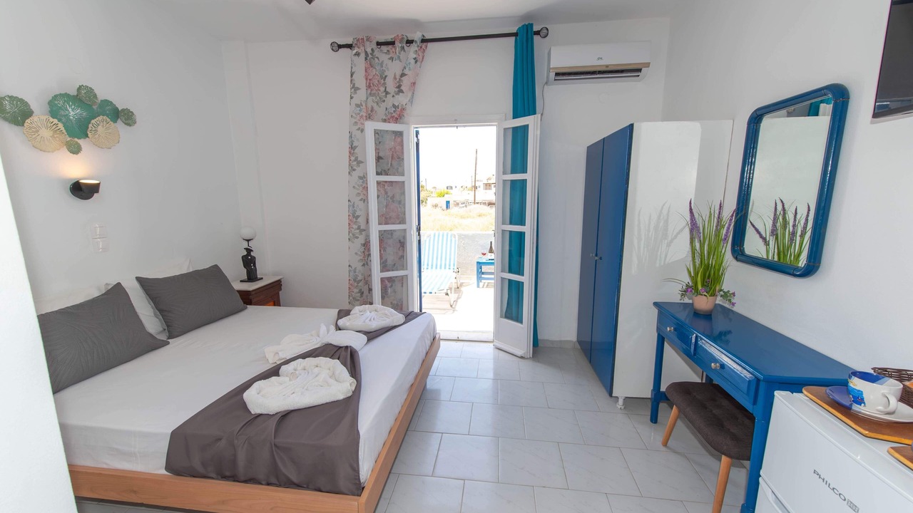 Photo of Bedroom in Perissa