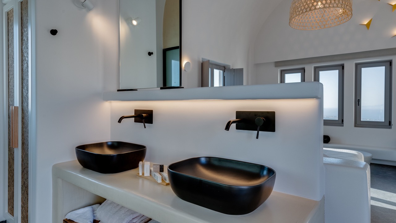Photo of Bathroom in Pyrgos