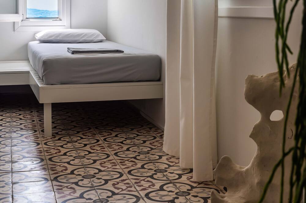 Photo of Bedroom in Milos