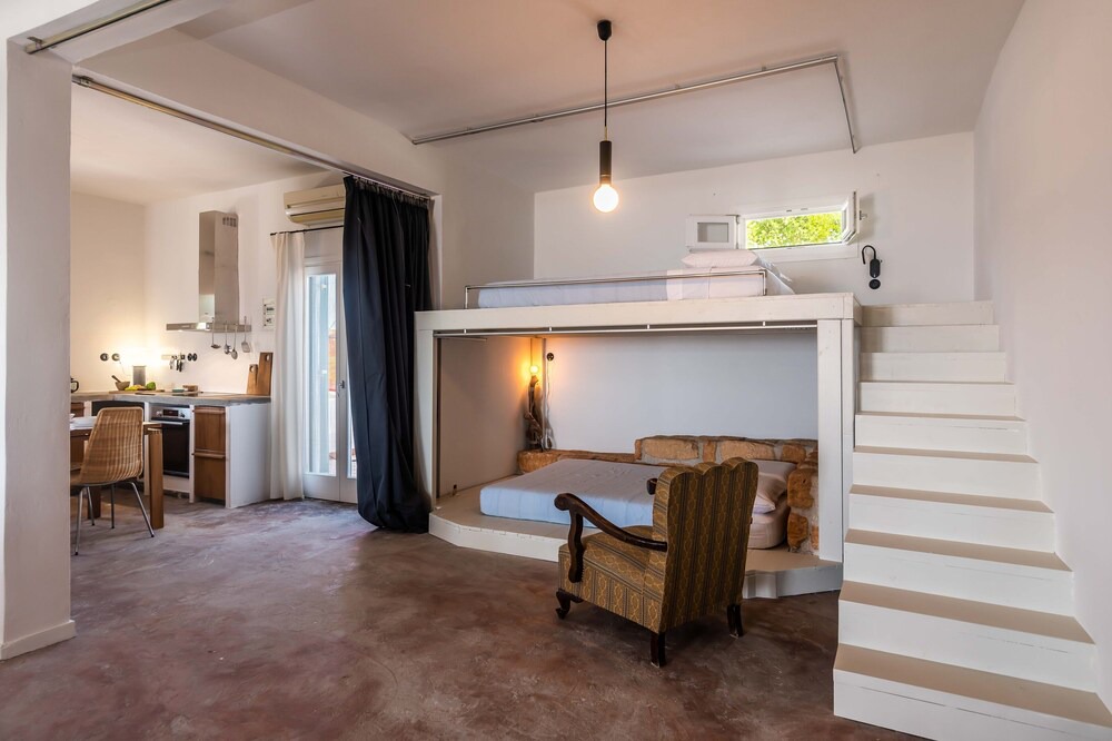 Photo of Bedroom in Milos