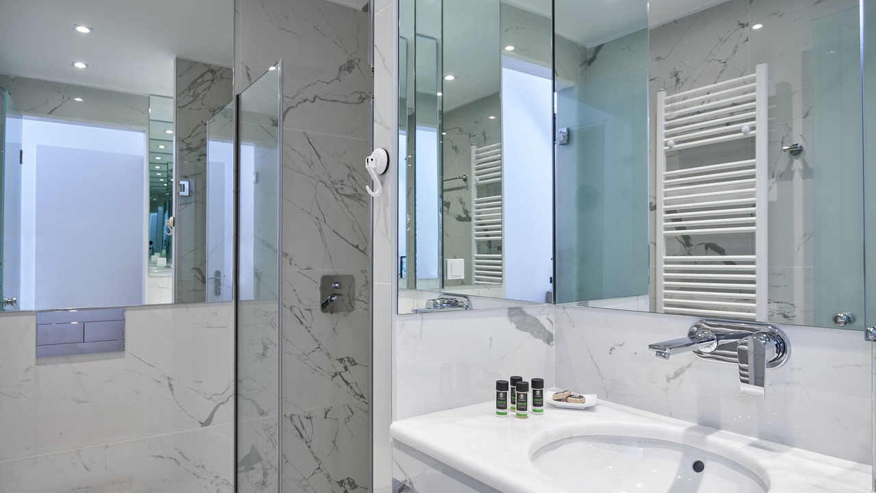Photo of Bathroom in Ilisia