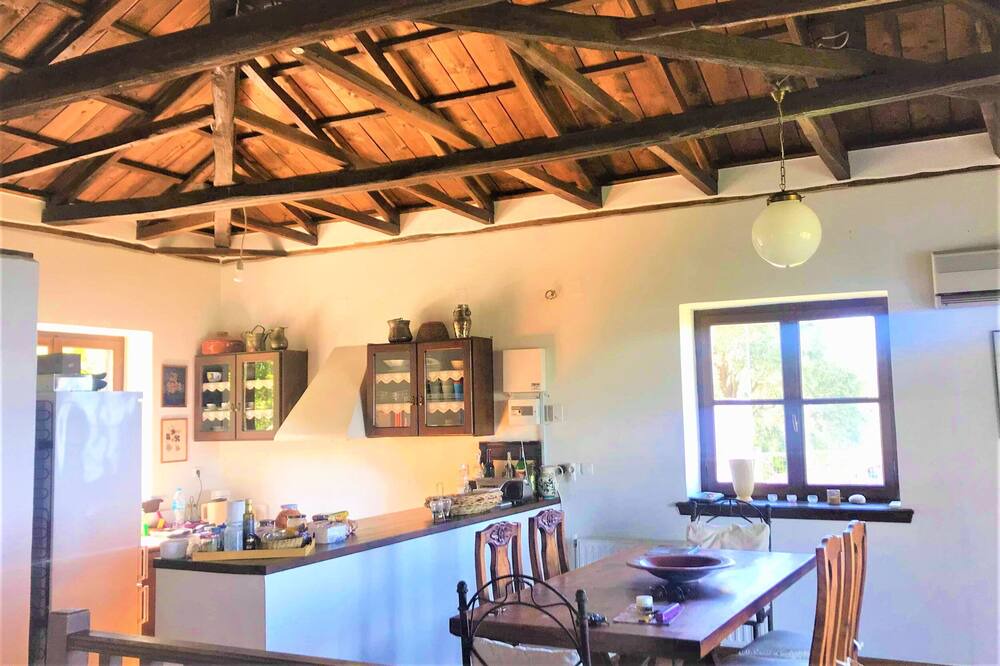 Photo of Kitchen in Lefokastron
