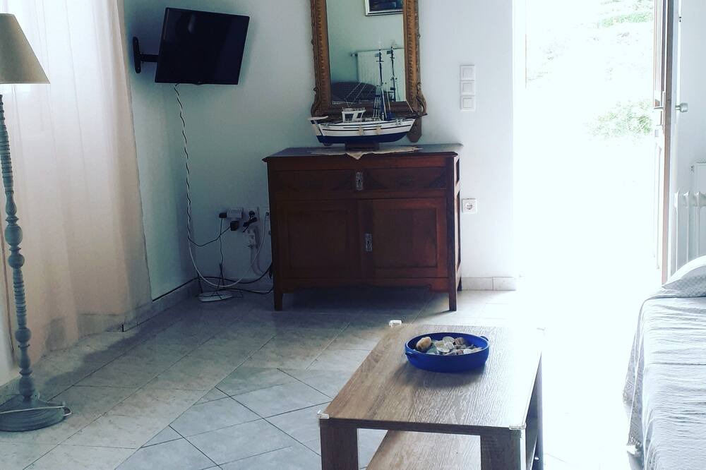 Photo of Livingroom in Sifnos