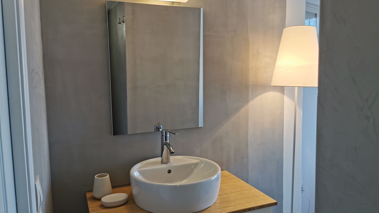 Photo of Bathroom in Psathi