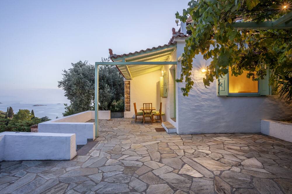 Photo of Patio Balcony in Glossa