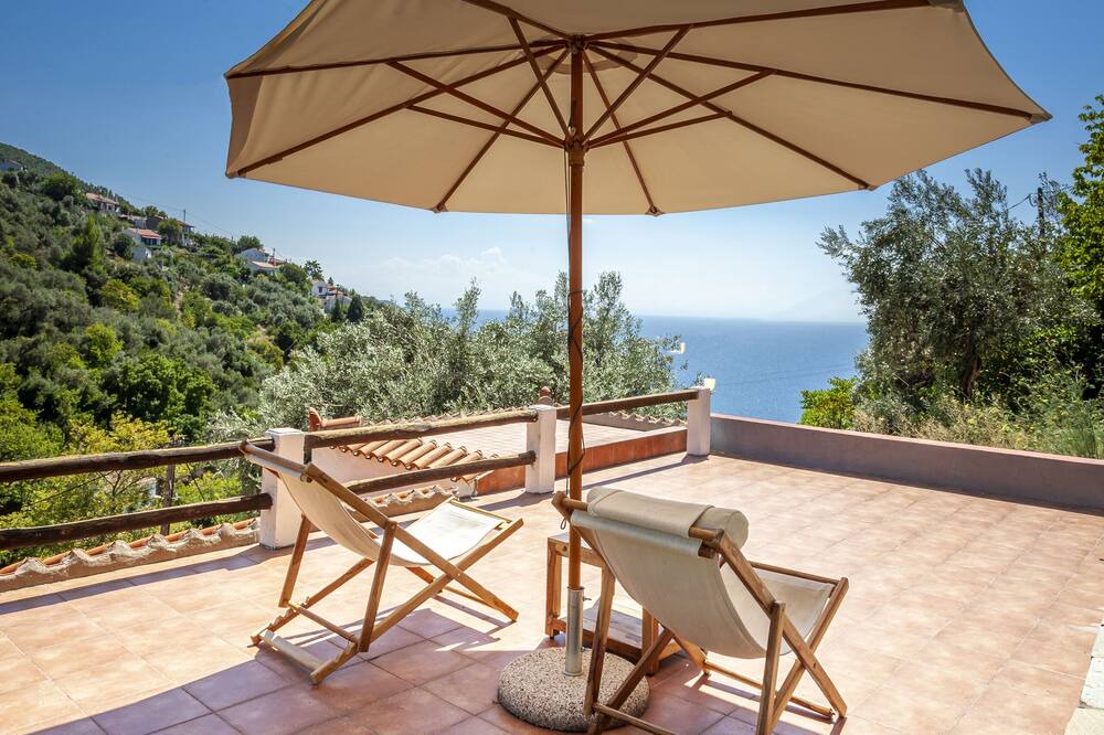 Photo of Patio Balcony in Glossa