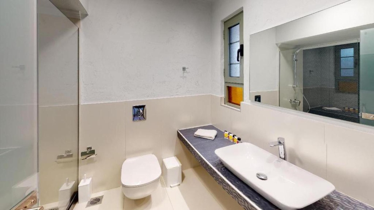 Photo of Bathroom in Kastro