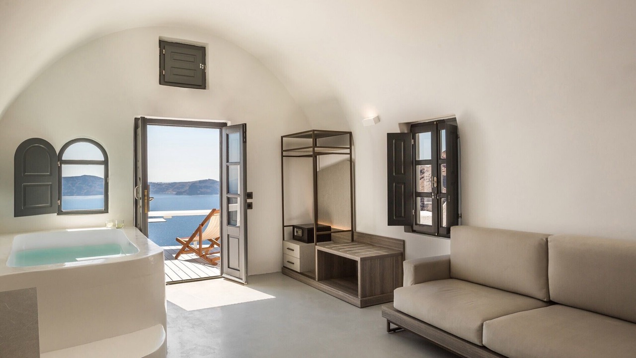 Photo of Bedroom in Firostefani