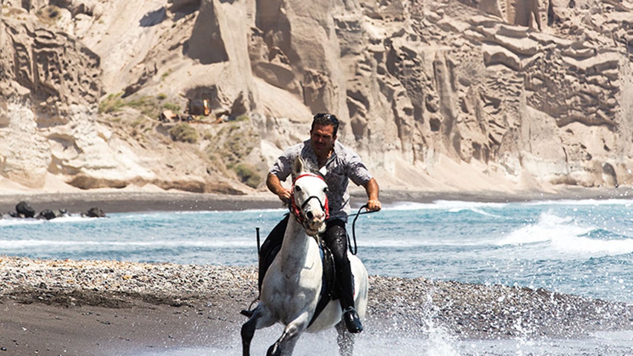 Photo of Others in Perissa