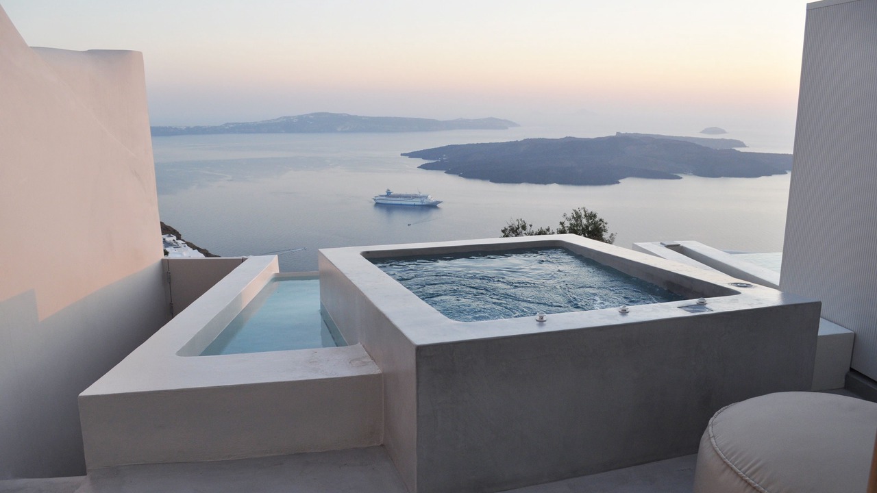 Photo of Others in Fira