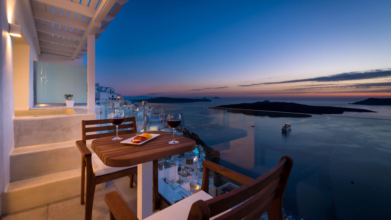 Photo of Others in Fira