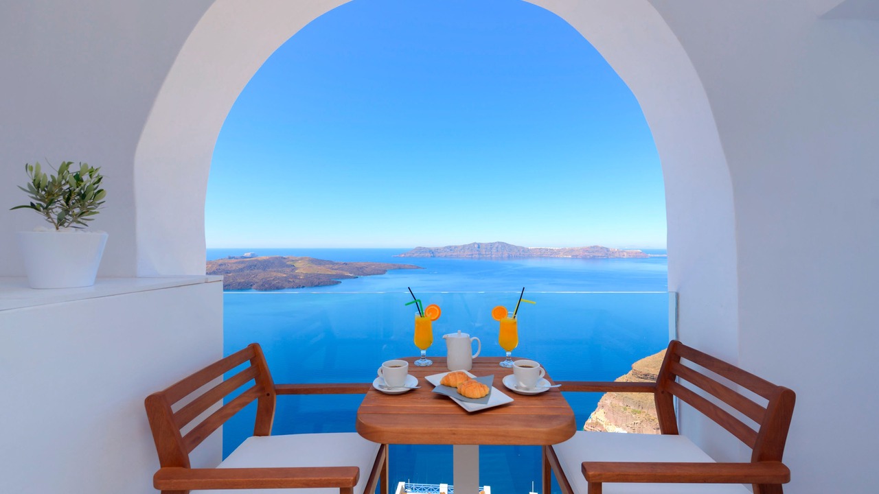 Photo of Others in Fira