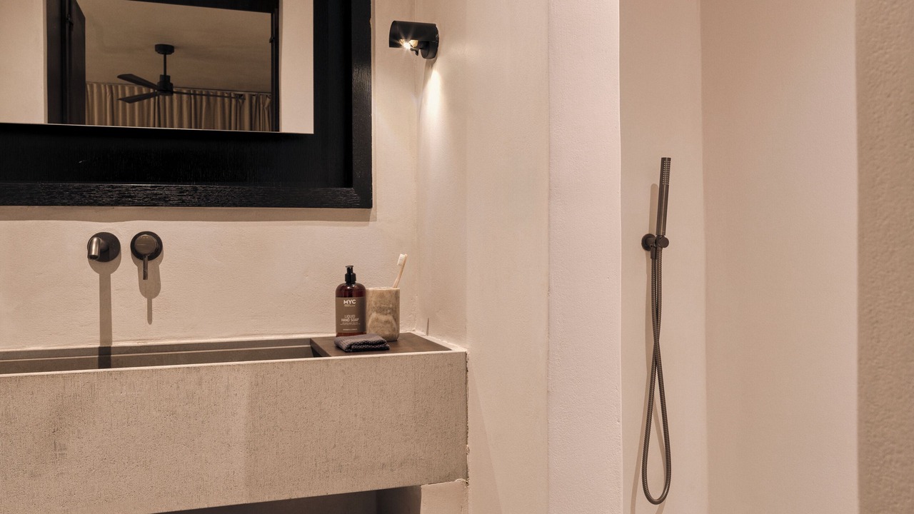 Photo of Bathroom in Ornos