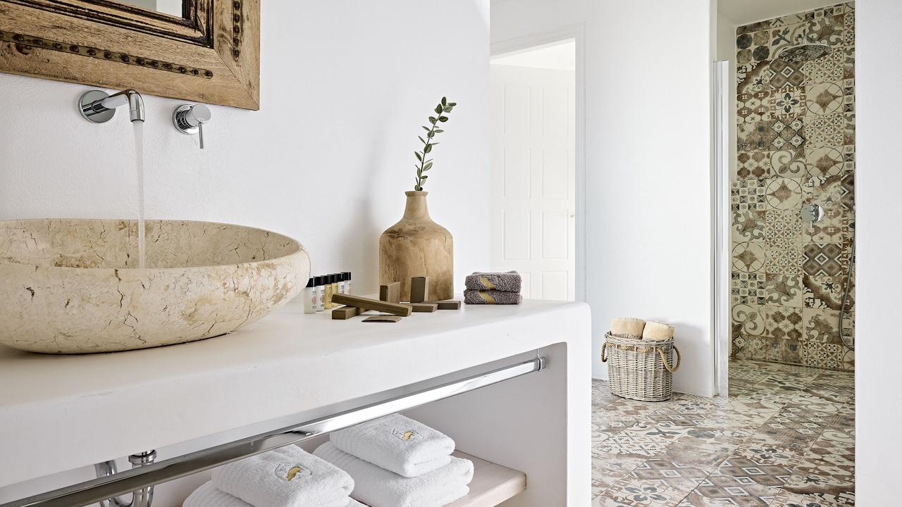 Photo of Bathroom in Adamas