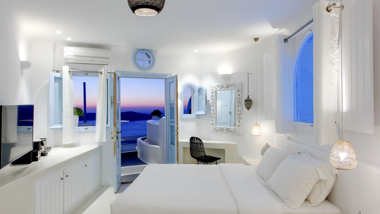 Photo of Bedroom in Firostefani