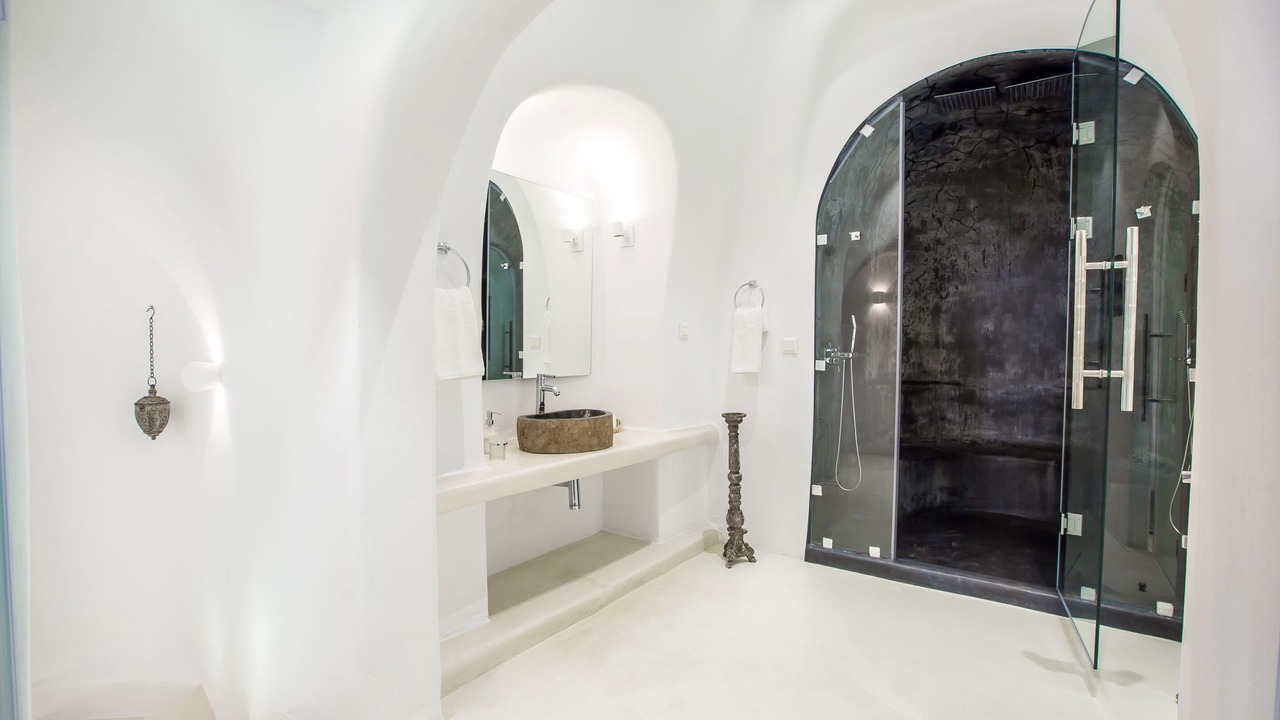 Photo of Bedroom in Firostefani