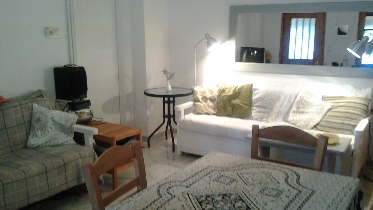 Photo of Livingroom in Glossa