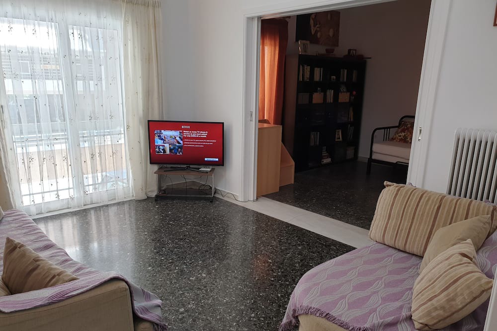 Photo of Livingroom in Nea Smirni