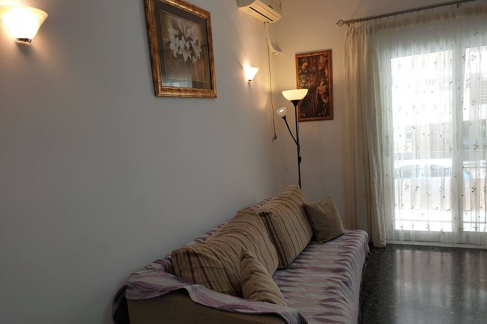 Photo of Livingroom in Nea Smirni