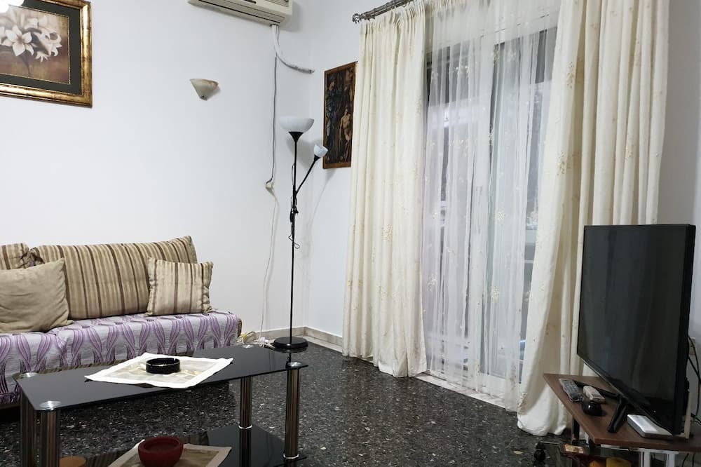 Photo of Livingroom in Nea Smirni
