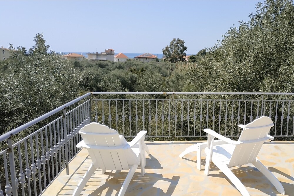 Photo of Patio Balcony in Lepreo