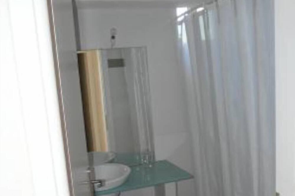 Photo of Bathroom in Lepreo