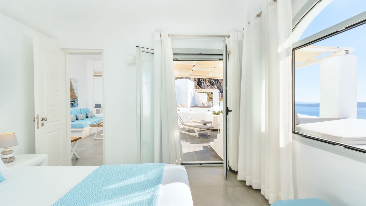Photo of Bedroom in Firostefani