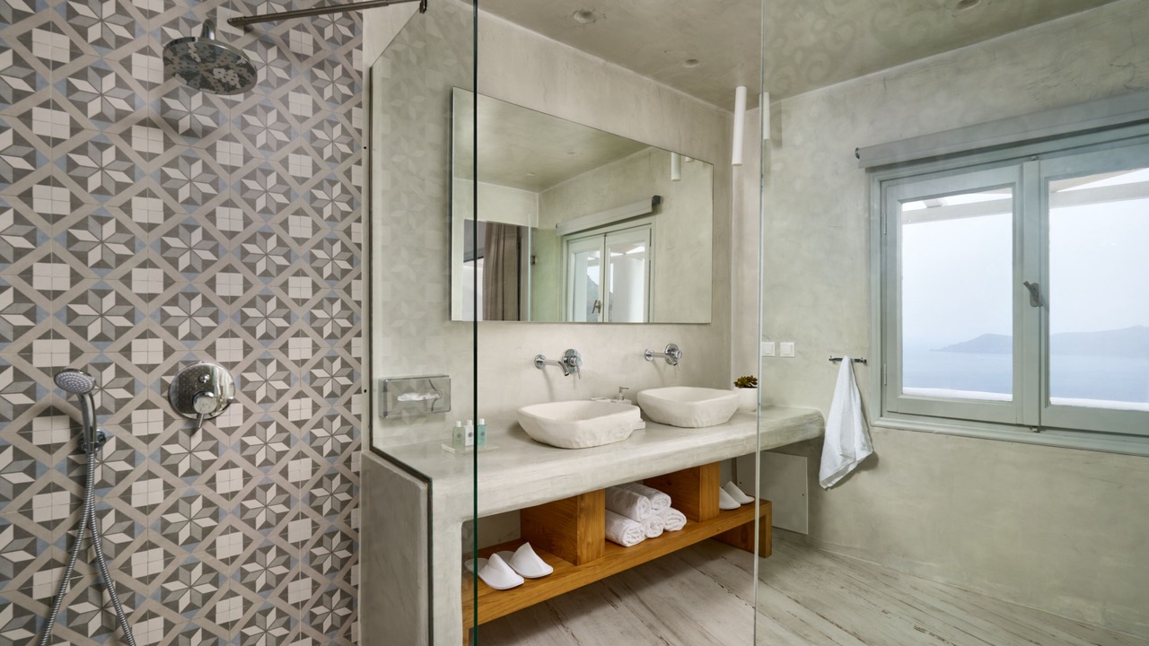 Photo of Bathroom in Firostefani
