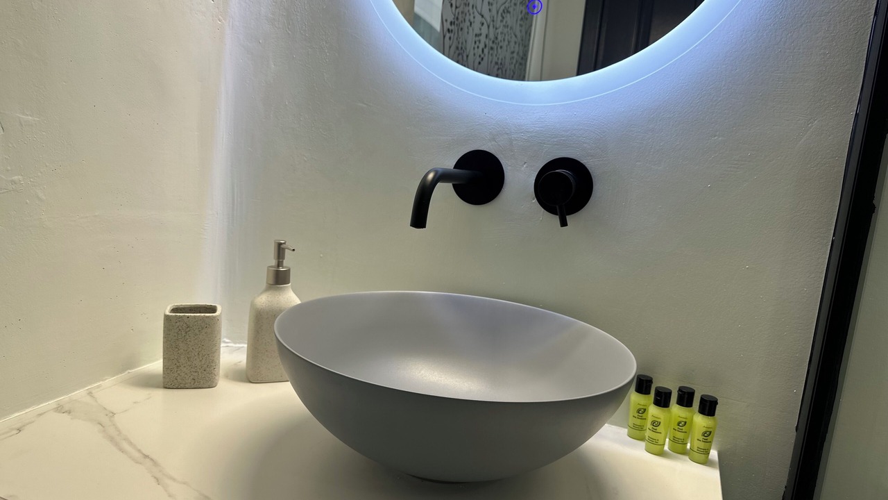 Photo of Bathroom in Ornos