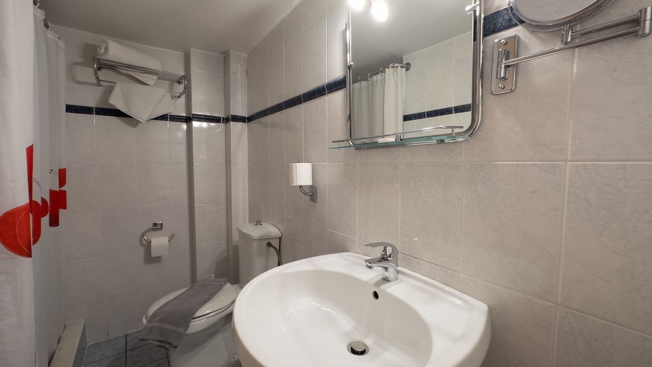 Photo of Bathroom in Piraeus