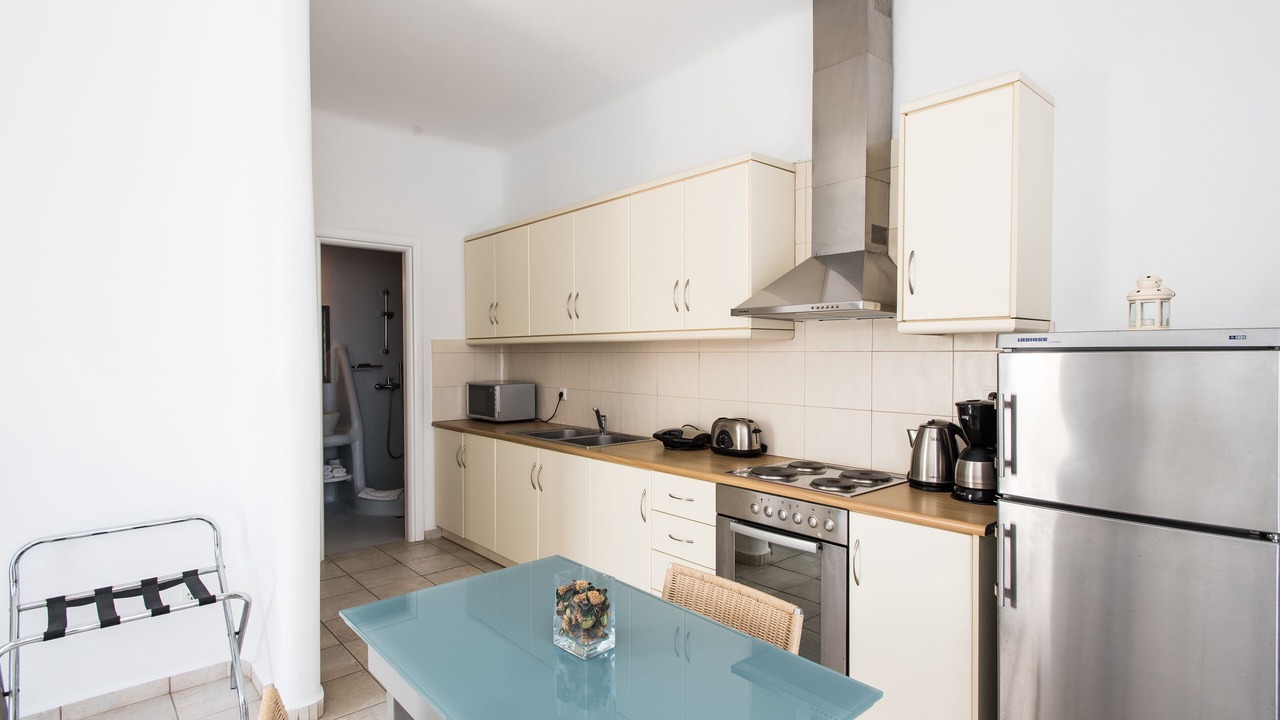 Photo of Kitchen in Platis Gialos