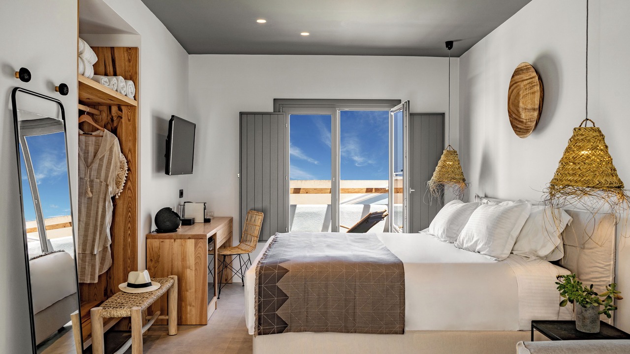 Photo of Bedroom in Fira