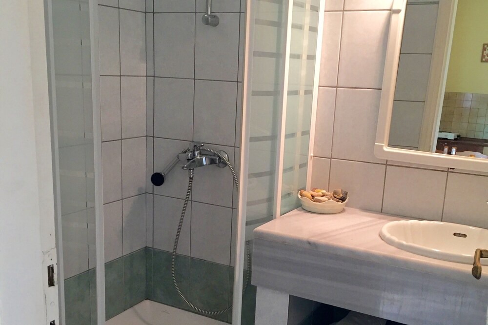 Photo of Bathroom in Moraitika
